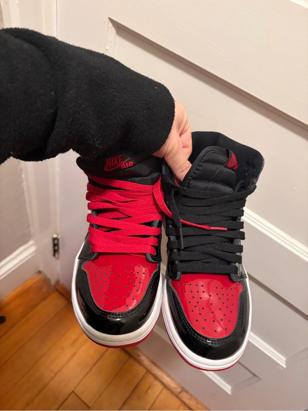Nike Kids High-Top Sneakers in Black & Red